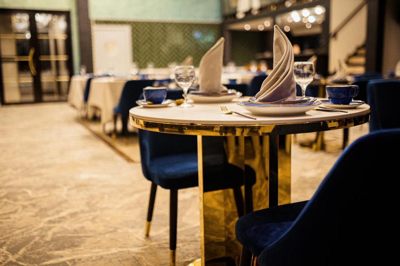 Orient Hotel Bishkek Ngoại thất bức ảnh