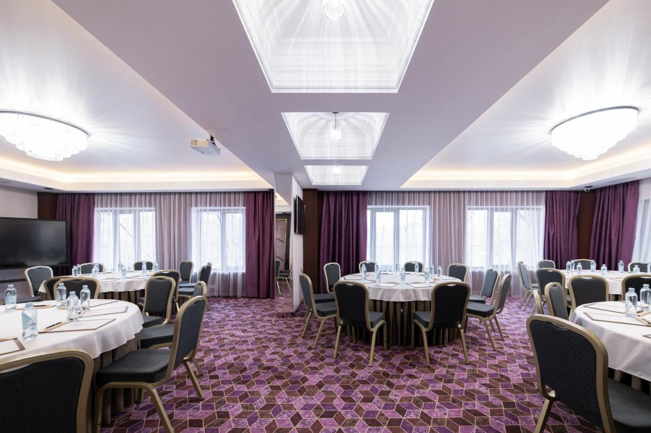 Orient Hotel Bishkek Ngoại thất bức ảnh