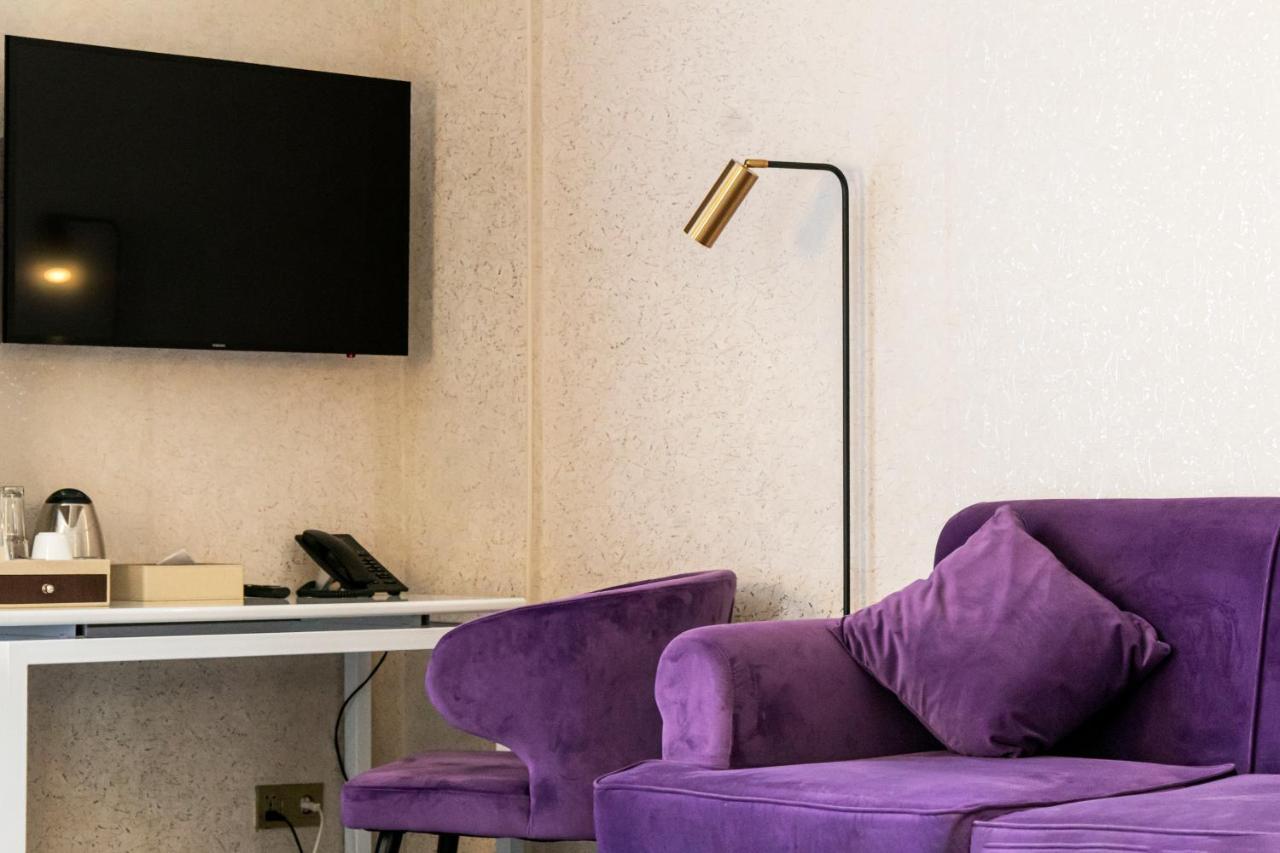 Orient Hotel Bishkek Ngoại thất bức ảnh