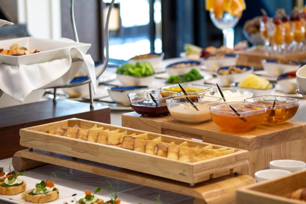 Orient Hotel Bishkek Ngoại thất bức ảnh