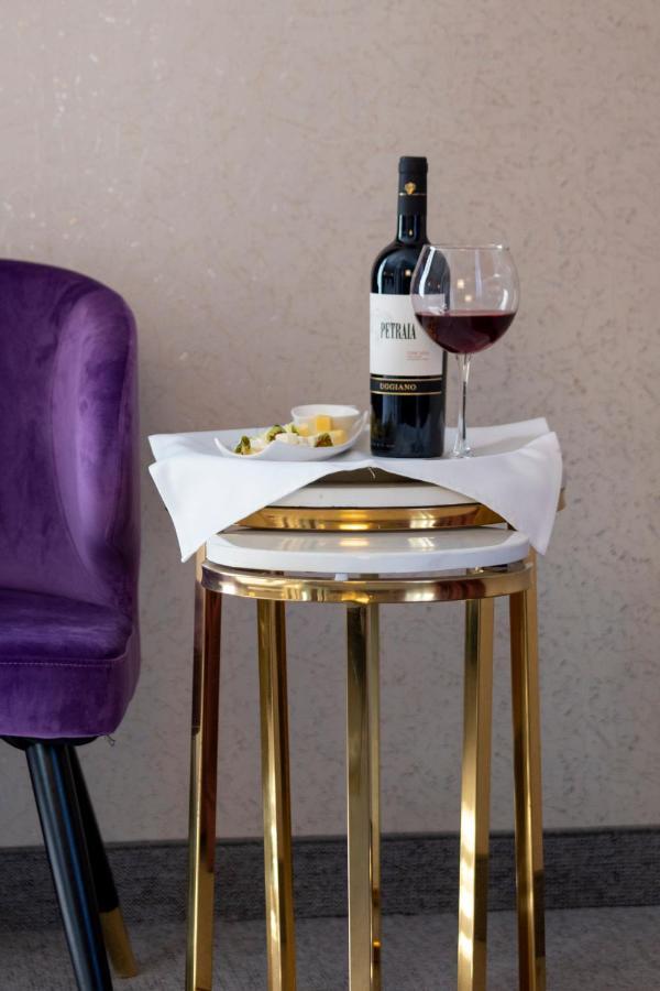 Orient Hotel Bishkek Ngoại thất bức ảnh