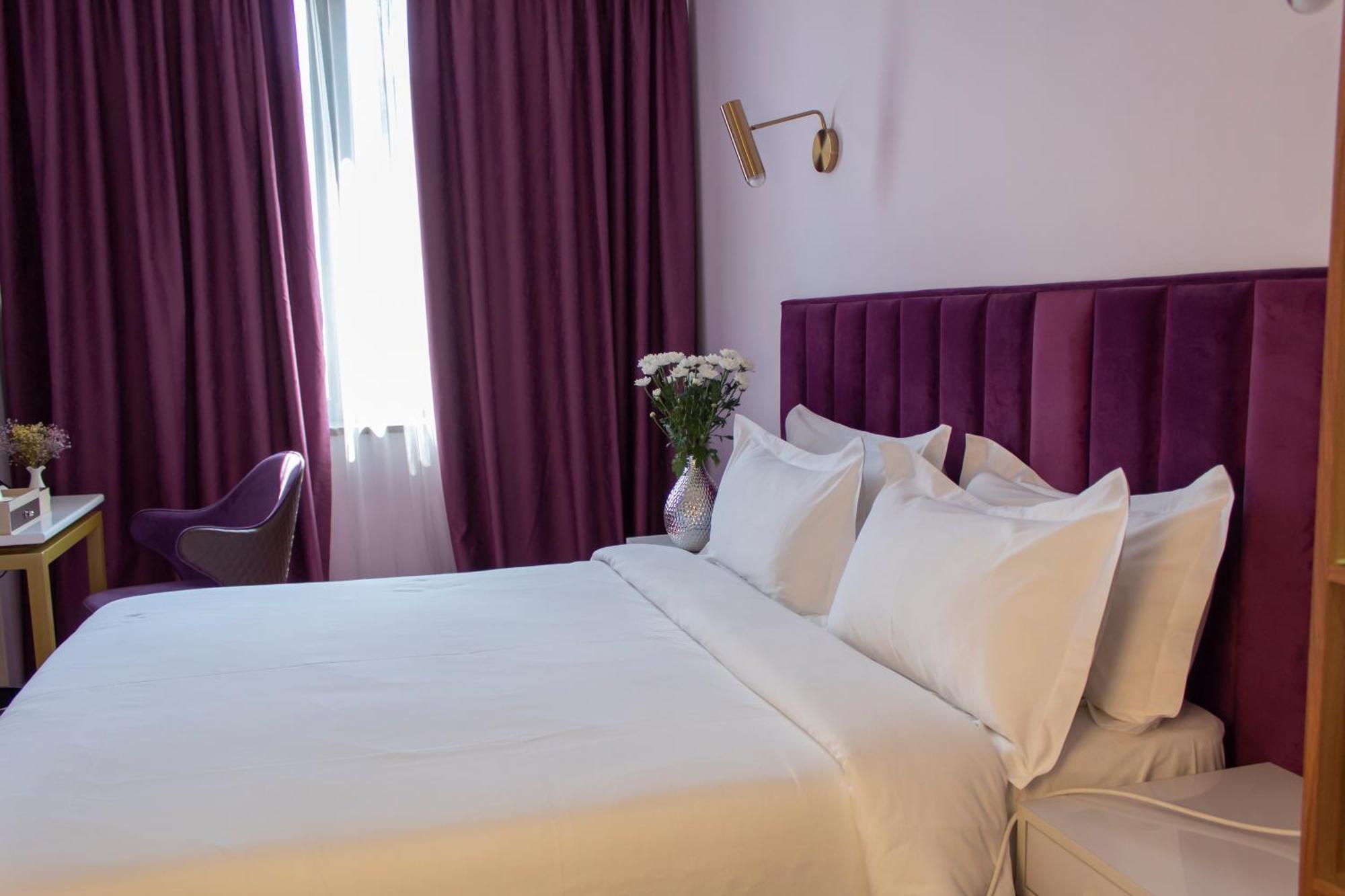 Orient Hotel Bishkek Ngoại thất bức ảnh